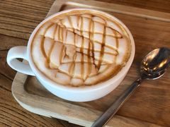-Common Table · Brunch & Coffee
