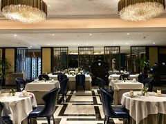 大堂-Yan Ting 宴庭中餐厅(上海静安瑞吉酒店)