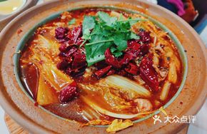 Stewed Pork Slices with Hot Oil in Clay Pot