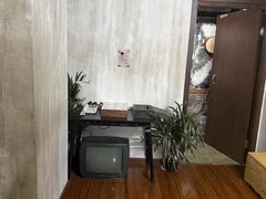 -荒岛实景沉浸密室(江汉路1店)