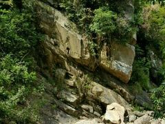 -安吉龙王山峡谷漂流