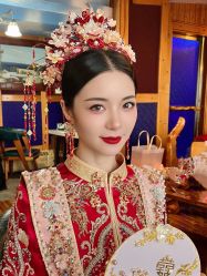 -莫小姐婚纱