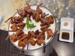 生炸中山妙龄鸽-安蒂娅.悦景轩中餐厅(西乡店)