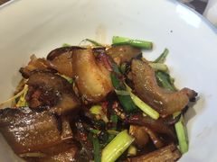 -廖师傅大蒜炒腊肉(袁家岭店)