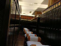 -碧中海汤泉汗蒸酒店