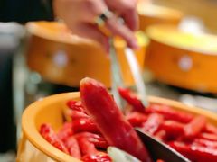 -龍歌自助小火锅(市南金茂湾店)