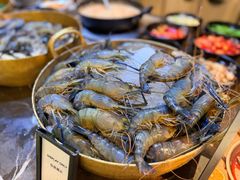 -广州万富希尔顿酒店·感趣自助餐厅·金秋蟹宴生蚝海鲜刺身