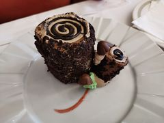 招牌树根蛋糕-莫斯科餐厅