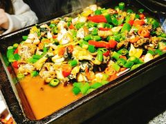 炭烧牛蛙平锅紫苏味-蘭奢雅集·江浙菜(青山江滩店)