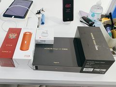 -荣耀授权专卖店(黄浦浙江中路店)