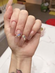 点击看大图 -菜菜美甲美睫皮肤管理