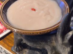 -老牌坊云南鱼豆花火锅(哈西万达店)