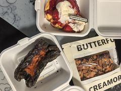 -BUTTERFUL&CREAMOROUS 黄油与面包(中山公园龙之梦店)