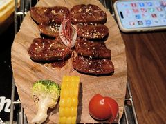 -牛道·和牛九食(市府恒隆广场店)