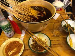 -拈签一笑黄牛肉辣卤串串