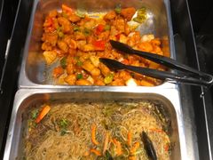 菠萝咕咾肉-比格比萨自助(花园路店)