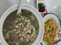 -秦香陕西食府(华贸天地店)