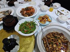 -鄱阳湖·江西小炒·瓦罐煨汤(五道口店)