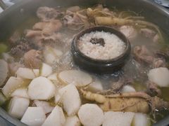 -朴小妹人参鸡汤火锅(长白山万达店)