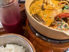 -吃饭皇帝大土家民族菜(荟聚店)