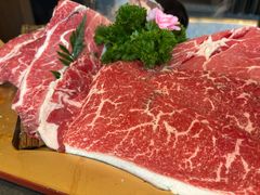 -铭牛烧肉·和牛海鲜自助(高新月牙湖店)