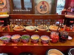 自助调料区-小天鹅火锅·一线江景洪鼎旗舰店(洪崖洞店)