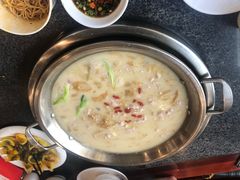 -老来福·非遗酸汤兔(凯旋路店)