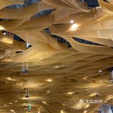 一个人在这里等待 谢谢燕子姐姐一直陪着聊天