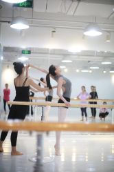 -柏姿舞蹈工作室