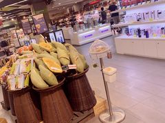 -blt精品超市(杭州城西银泰店)