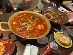 -张翻越·川渝冒菜·武汉黑鸭煲(城北万象城店)