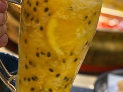 -湊湊火锅·茶憩(南京东路悦荟店)