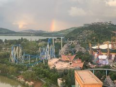 -七彩云南欢乐世界