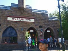 -The Wizarding World of Harry Potter - Hogsmeade