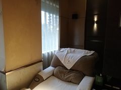 -金色印象·4K影院式足体养生(南坪桃源店)