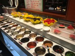 -怡品川宇火锅(宝立方店)