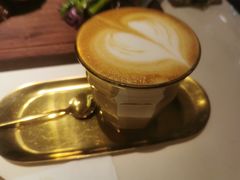 -阿妮叶李(光谷世界城店)