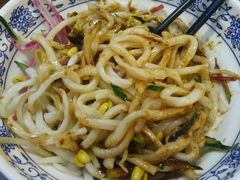 北京炸酱面-黑八私房老北京炸酱面