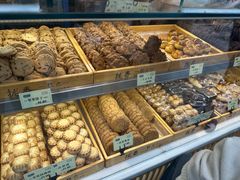 -拢香糕点(万达店)