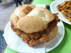 猪扒包-胜利茶餐室