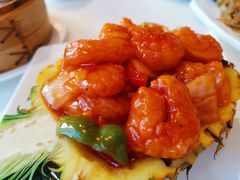 菠萝咕噜虾球-衡山汇·高级粤菜(霄云路店)