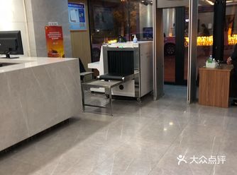 来朋友基本都来这里，一个是近