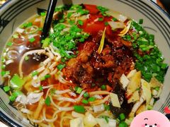 -渝君重庆火锅(嘉宾路店)