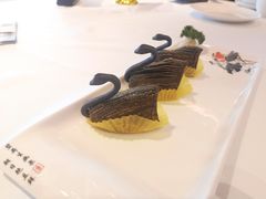 黑天鹅榴莲酥-湛江花园酒店·桃园馆