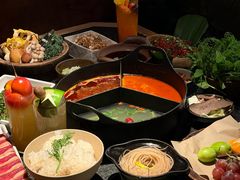 -三出山火锅(南京万象天地店)