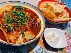 -丽丽三鲜螺蛳粉(田林路店)