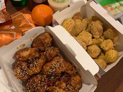 -BHC炸鸡(明洞总店)