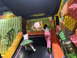 -蹦蹦跳跳(新奥购物中心店)