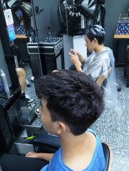 -藤野造型专业烫染接发