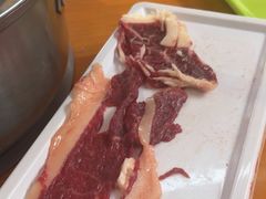 -养牛邓·潮汕牛肉海鲜自助火锅(广州店)